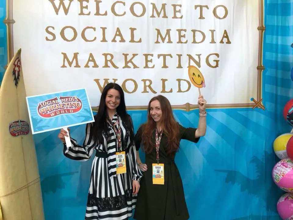 Nadia and Olga at Social Media Marketing World with event props